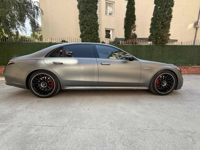 Mercedes-Benz S 63 AMG E Performance* FULL* HUD* Burm* First class* Execu, снимка 2 - Автомобили и джипове - 51756672