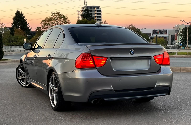 BMW 318 Facelift * LCI* Full M pack, снимка 4 - Автомобили и джипове - 52117344