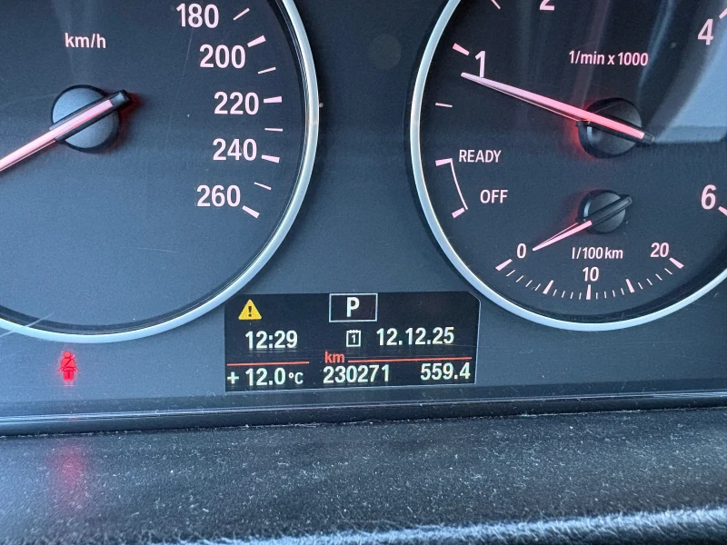 BMW 318 F30, снимка 11 - Автомобили и джипове - 52749134