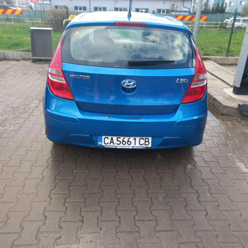 Hyundai I30 1.4 gaz/benzin, снимка 6 - Автомобили и джипове - 52792578