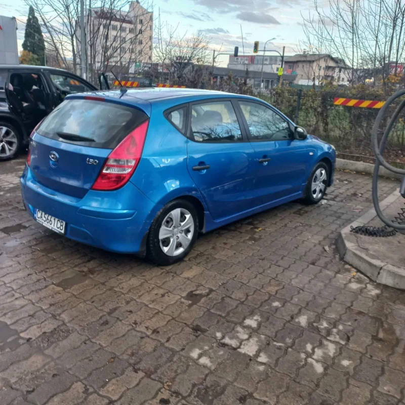 Hyundai I30 1.4 gaz/benzin, снимка 4 - Автомобили и джипове - 52792578