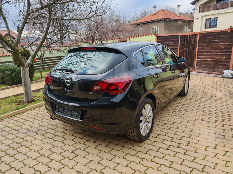 Opel Astra 2.0 CDTI-87 000 км., снимка 4 - Автомобили и джипове - 52926597
