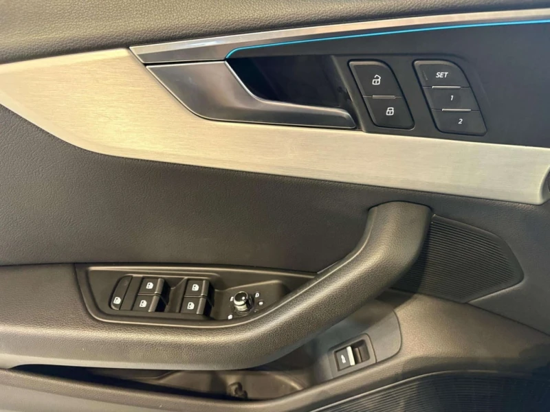 Audi A5 Technik S tronic* NO ACCIDENT, снимка 15 - Автомобили и джипове - 53147740