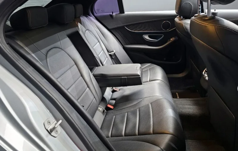 Mercedes-Benz C 250 Bluetech 4MATIC, снимка 11 - Автомобили и джипове - 53220383