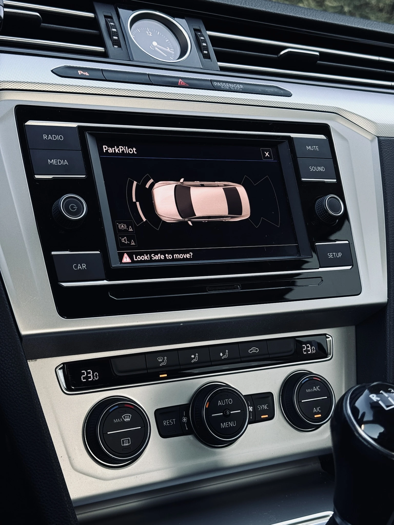 VW Passat 2.0 TDI / 150  /   | Mobile.bg   12