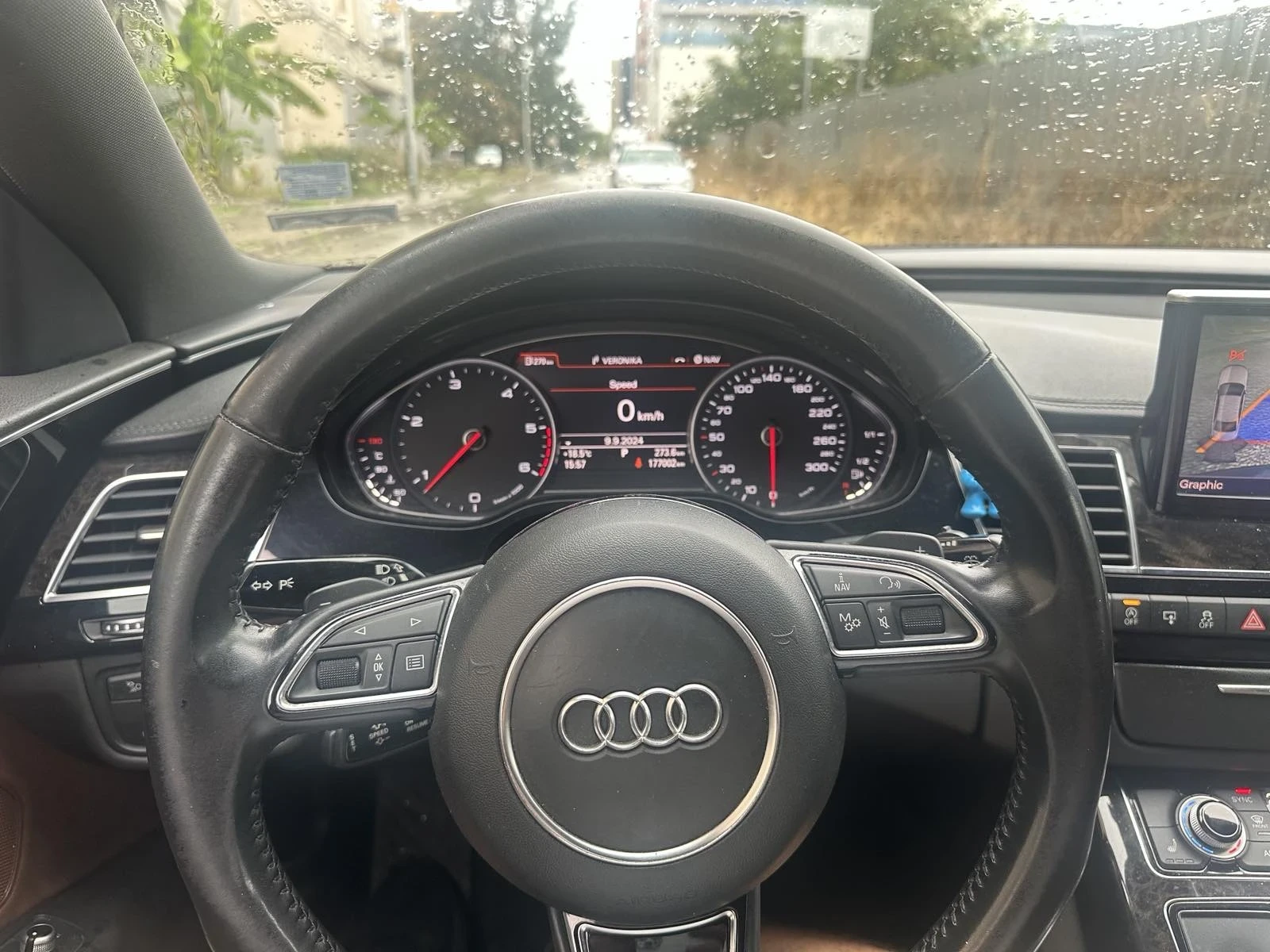 Audi A8  - изображение 6