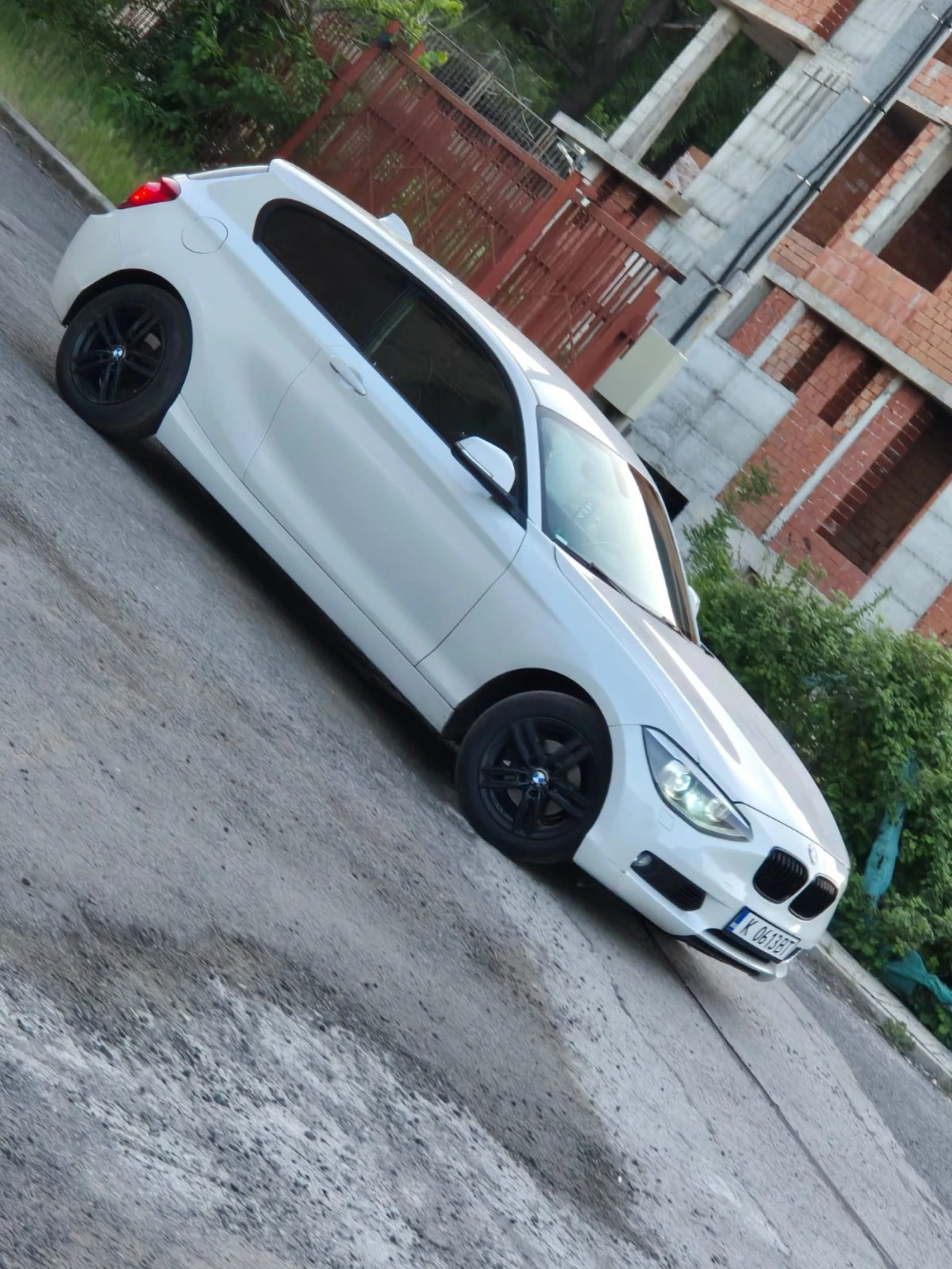 BMW 118  - изображение 8