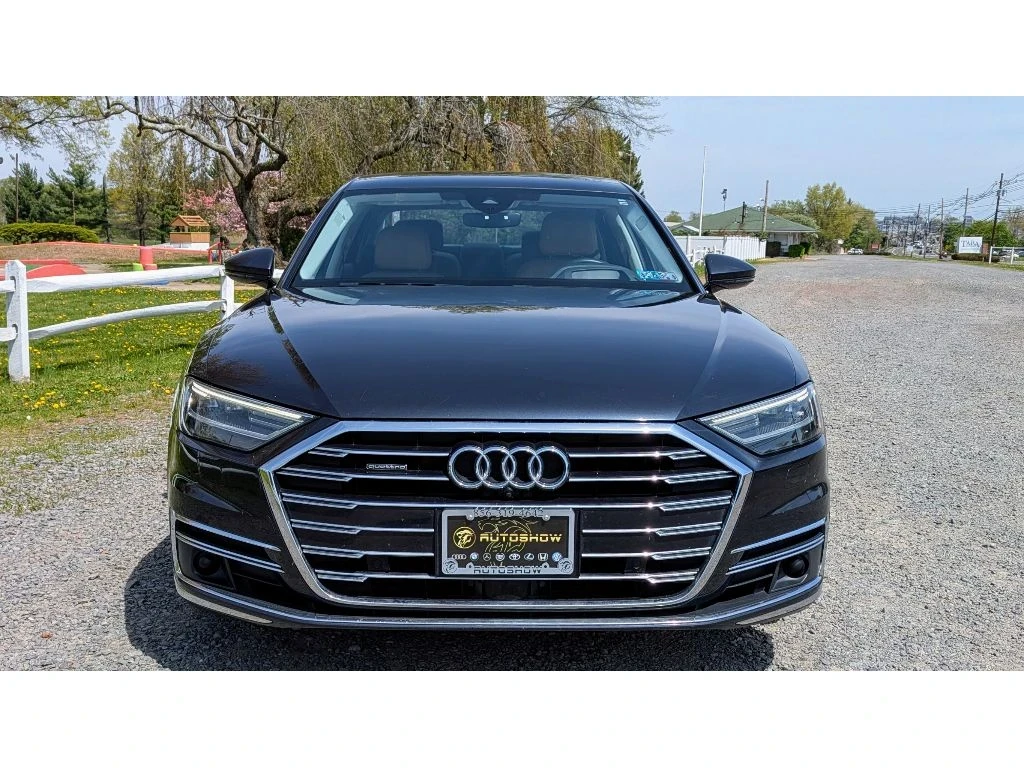 Audi A8  - изображение 2