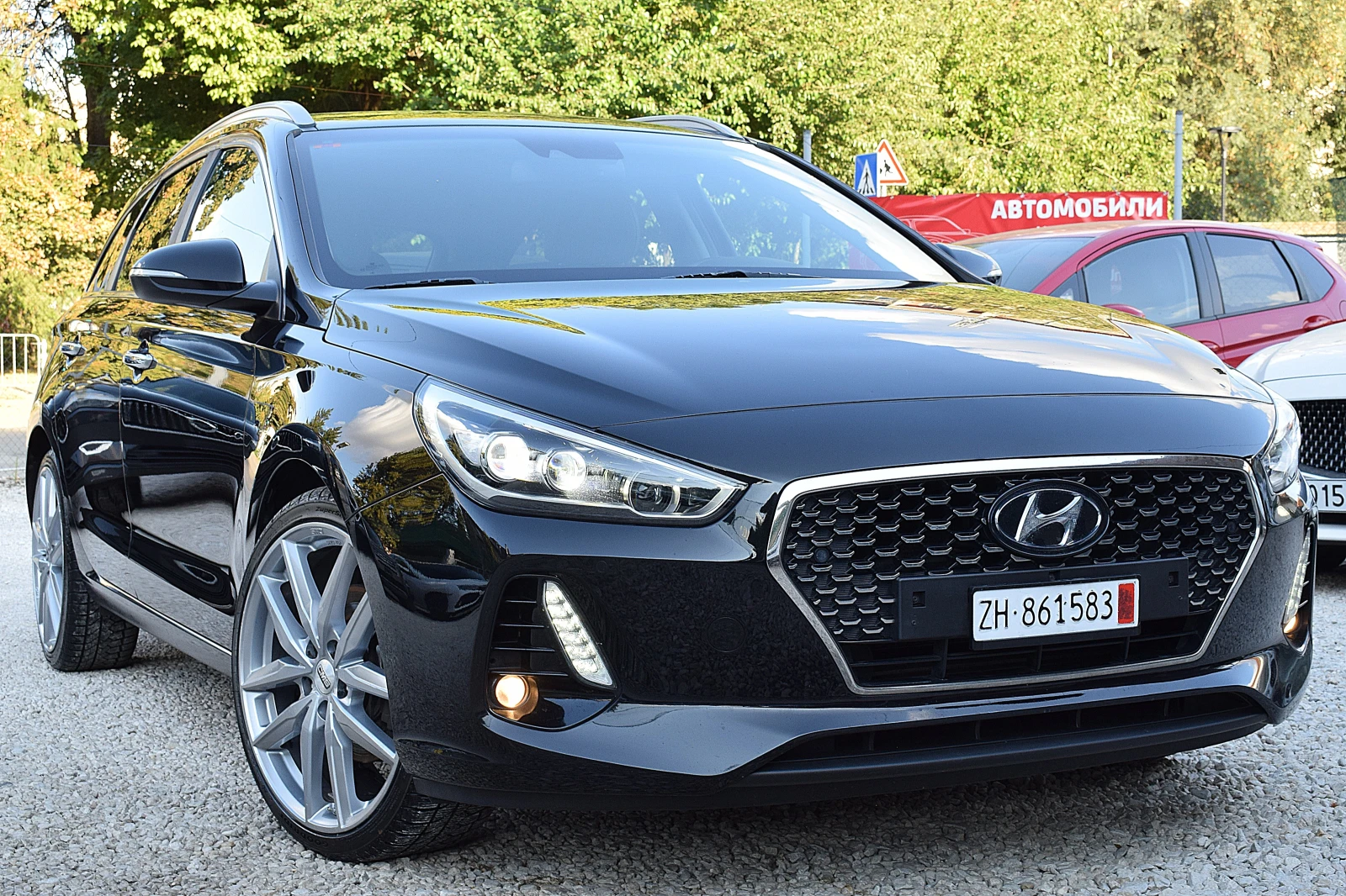 Hyundai I30 1.6ШВЕЙЦАРИЯ-ДИСТРОНИК/КОЖА/НАВИ/LANE ASSIST/BLISS - изображение 3