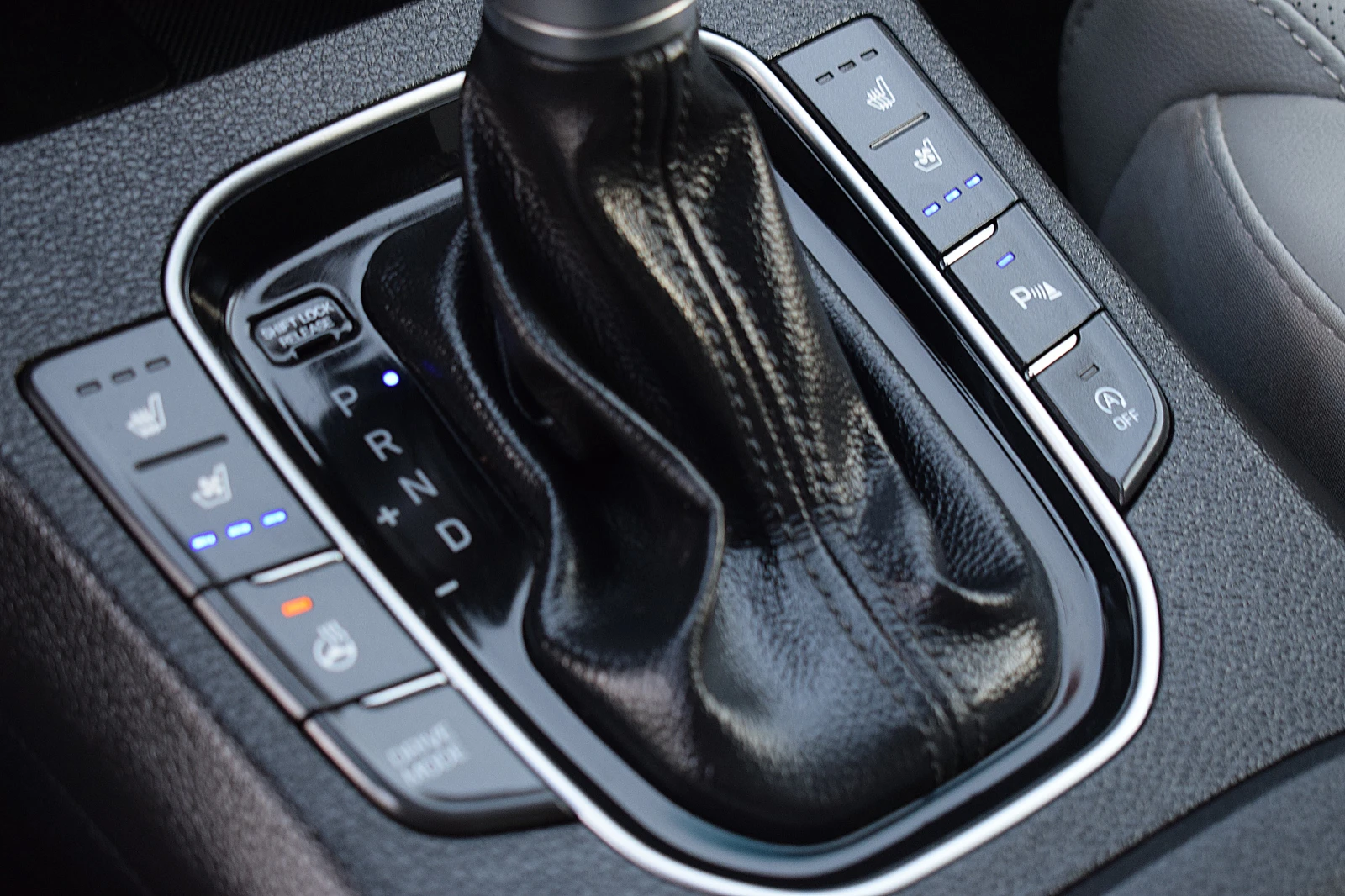 Hyundai I30 1.6ШВЕЙЦАРИЯ-ДИСТРОНИК/КОЖА/НАВИ/LANE ASSIST/BLISS - изображение 10