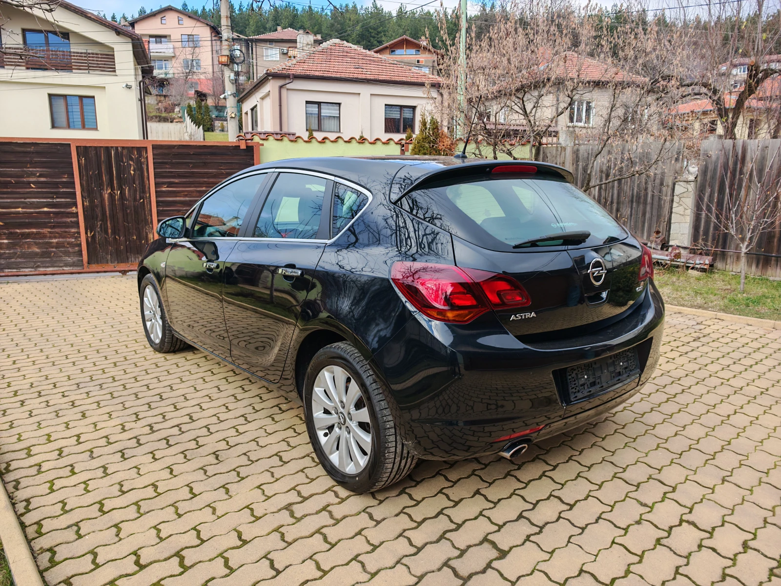 Opel Astra 2.0 CDTI-87 000 км. - изображение 6