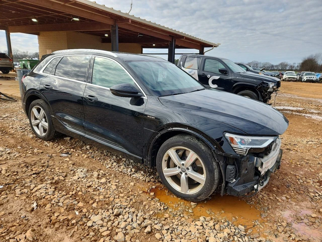 Audi E-Tron PRESTIGE | НАЛИЧНИ ЧАСТИ | , снимка 3 - Автомобили и джипове - 53923828