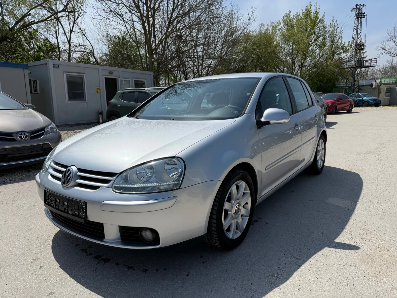 VW Golf 1.6FSI - 116к.с..