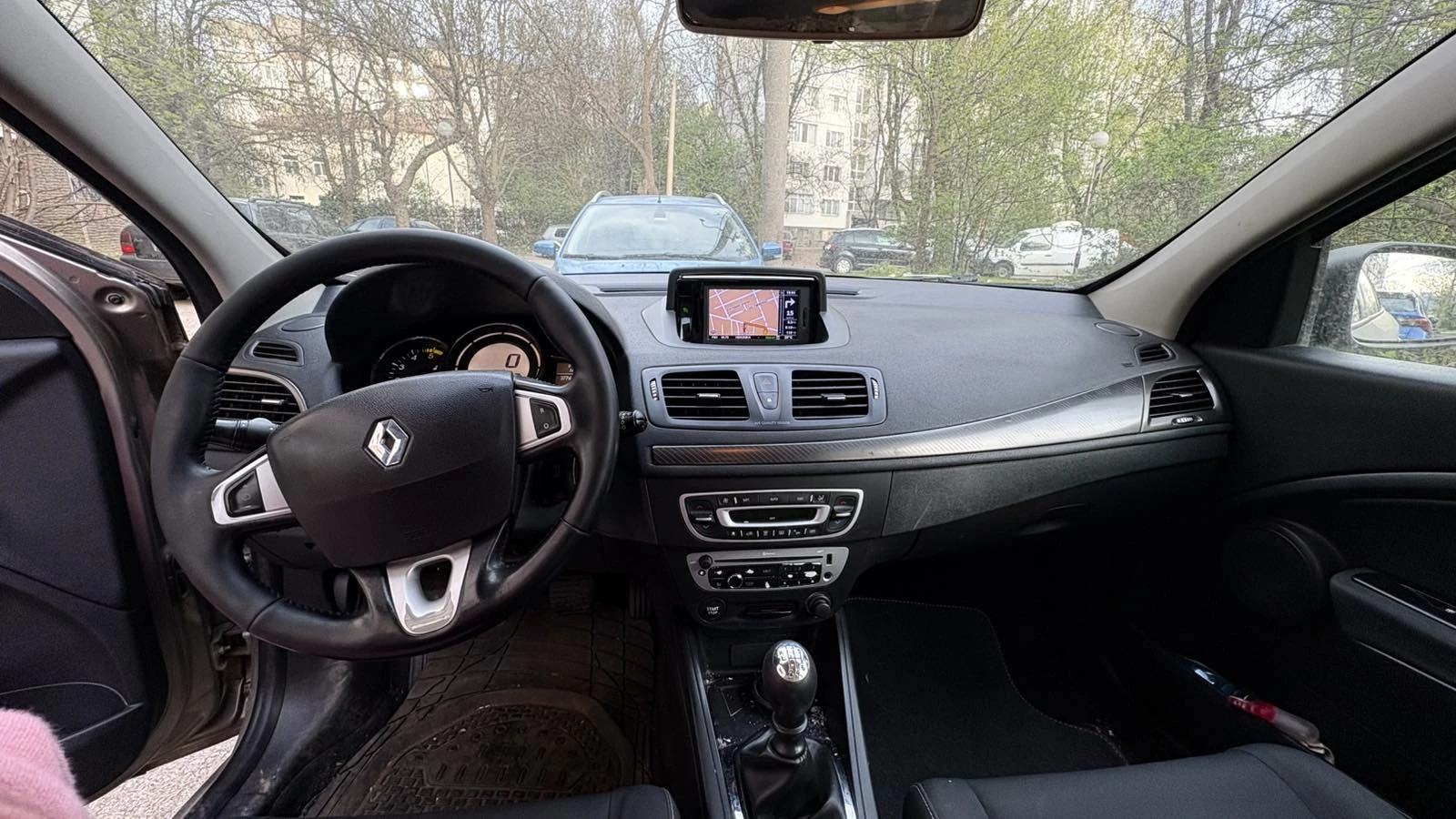 Renault Megane, снимка 8 - Автомобили и джипове - 54220238