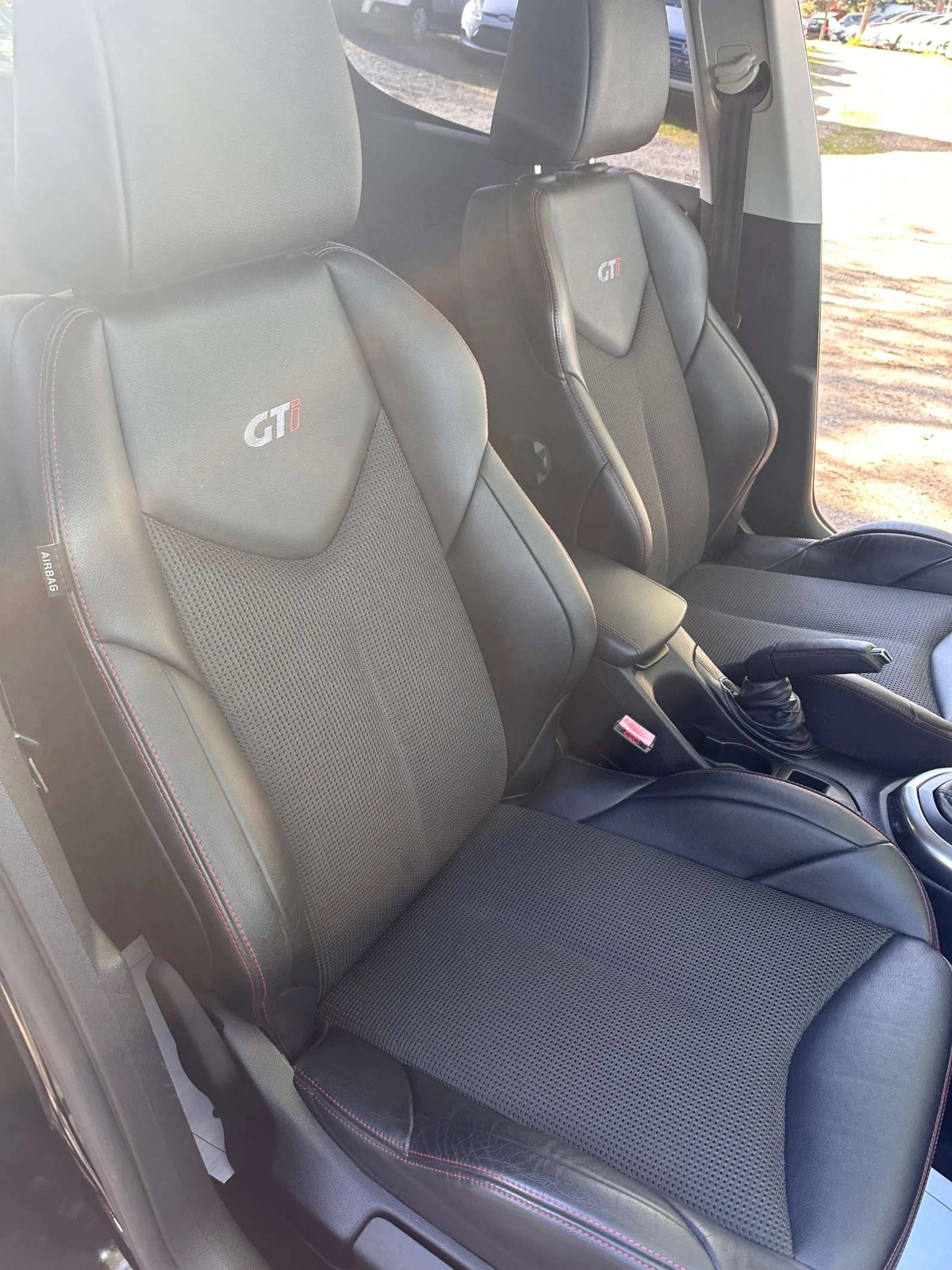 Peugeot 308 308 GTI Swiss, снимка 10 - Автомобили и джипове - 54323450