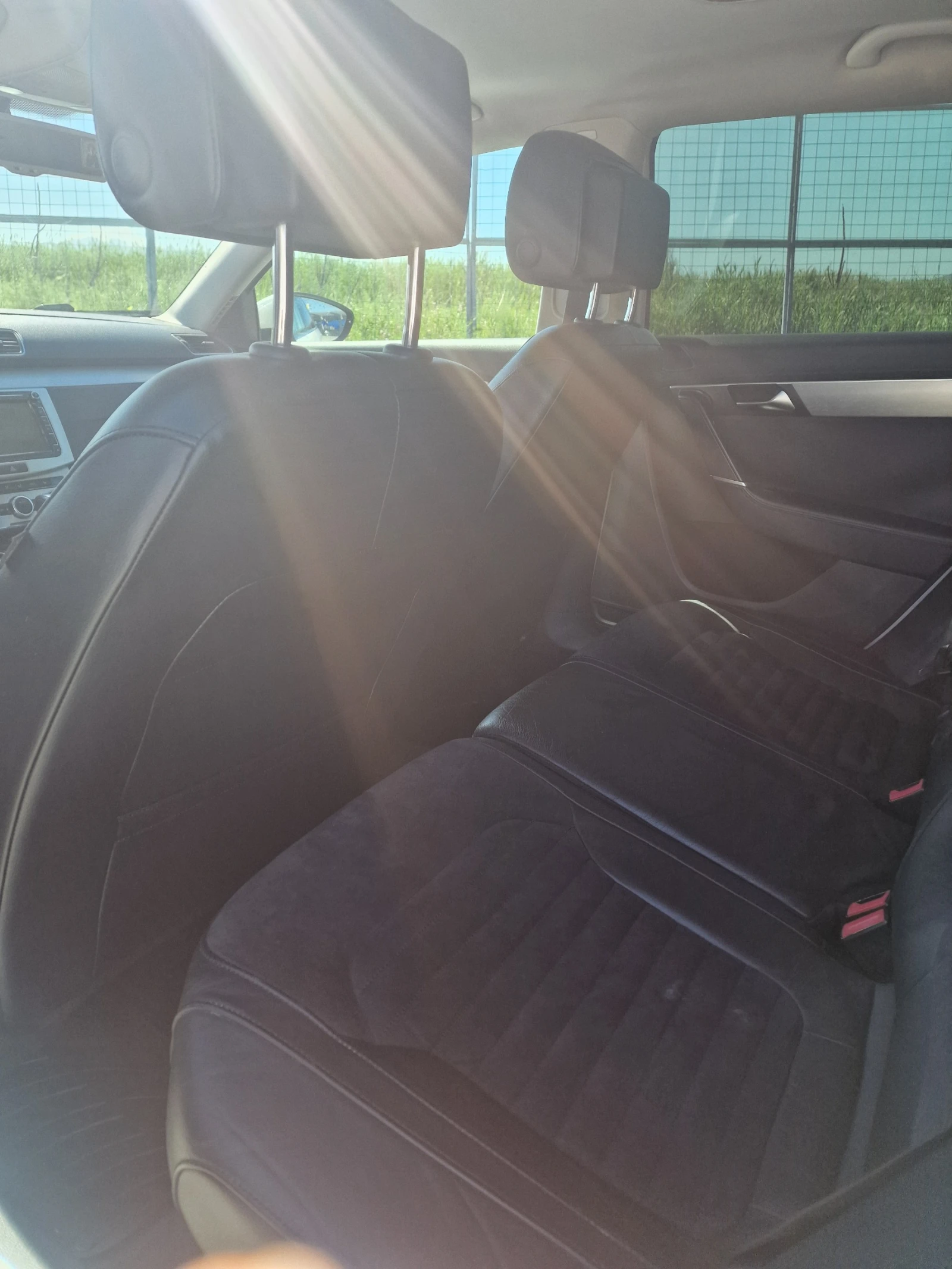 VW Passat 2.0 TDI HIGHLINE 170k.c DSG, снимка 8 - Автомобили и джипове - 54334131