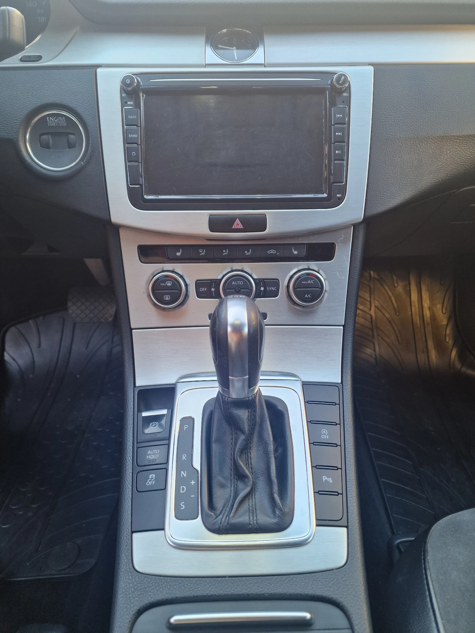 VW Passat 2.0 TDI HIGHLINE 170k.c DSG, снимка 7 - Автомобили и джипове - 54334131