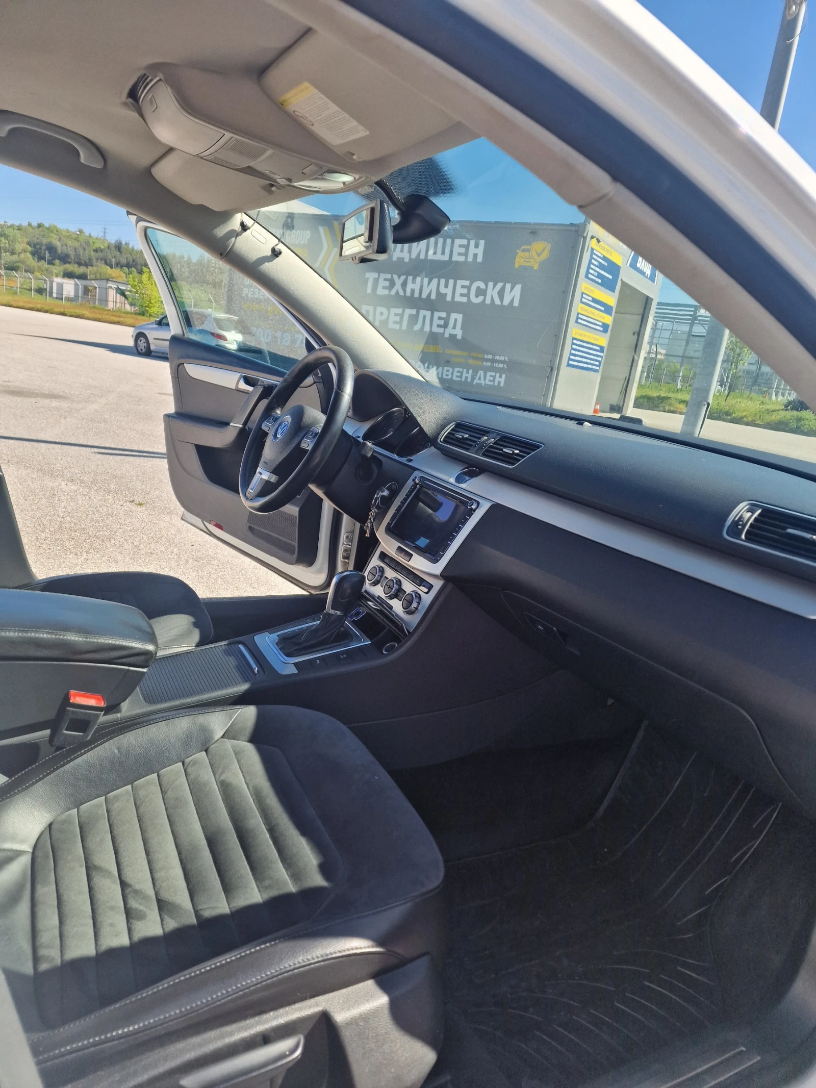 VW Passat 2.0 TDI HIGHLINE 170k.c DSG, снимка 4 - Автомобили и джипове - 54334131