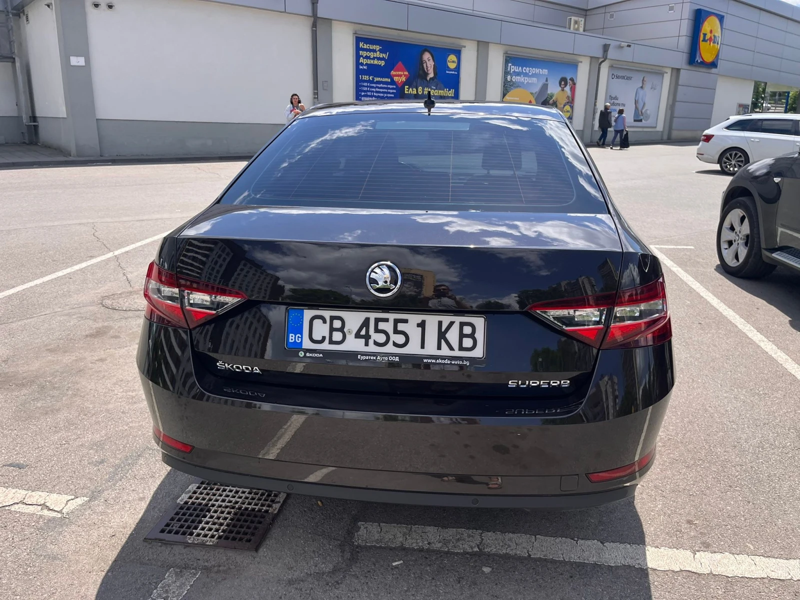 Skoda Superb, снимка 2 - Автомобили и джипове - 54675884
