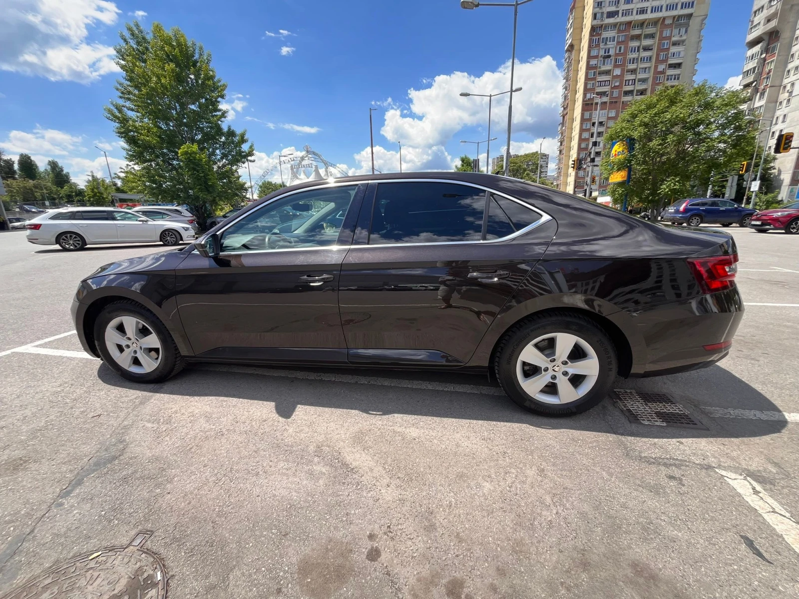 Skoda Superb, снимка 5 - Автомобили и джипове - 54675884