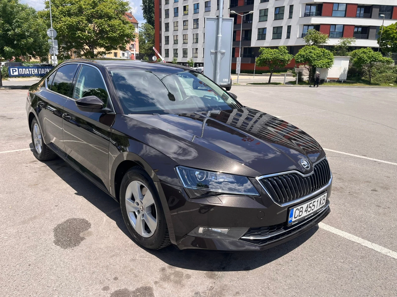 Skoda Superb, снимка 4 - Автомобили и джипове - 54675884