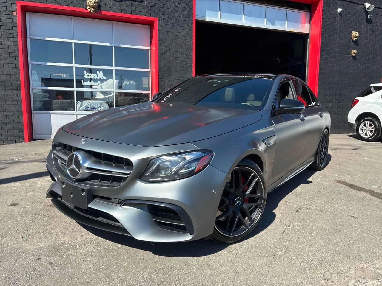 Mercedes-Benz E 63 AMG * ��������� * 360 * �������� * ���� �� ������ | Mobile.bg � ����������� 1