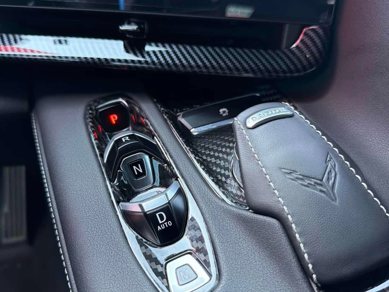 Chevrolet Corvette * 1LT * АВТОКРЕДИТ БЕЗ ПЪРВОНАЧАЛНА ВНОСКА* , снимка 11 - Автомобили и джипове - 55573672
