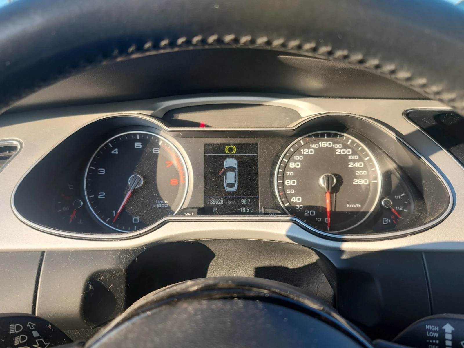 Audi A4  Quattro Progressiv Plus / CARFAX , снимка 10 - Автомобили и джипове - 55846732