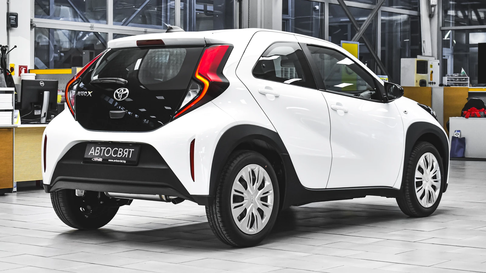 Toyota Aygo X PLAY 1.0 VVT-i, снимка 6 - Автомобили и джипове - 55900878