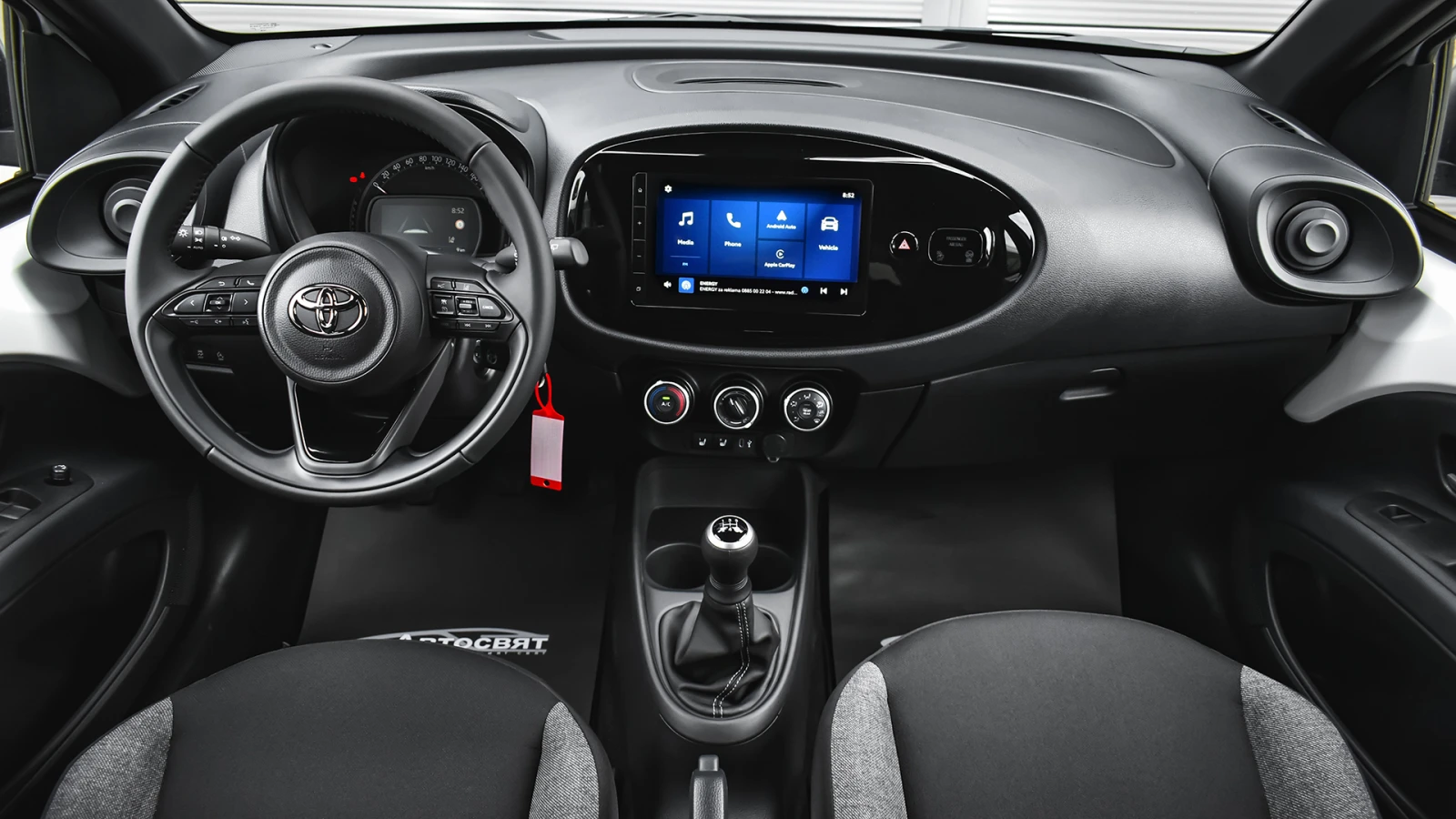 Toyota Aygo X PLAY 1.0 VVT-i, снимка 8 - Автомобили и джипове - 55900878