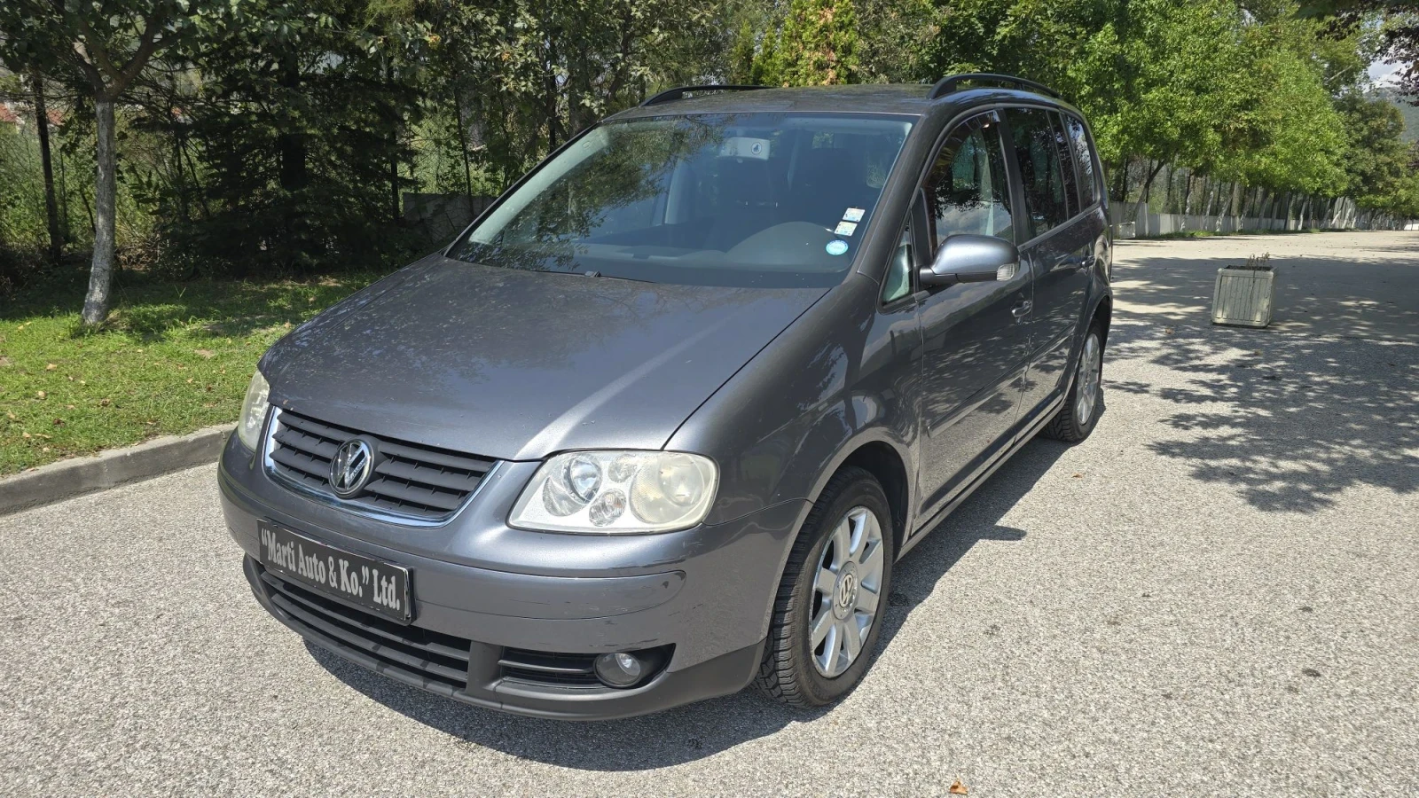VW Touran 1.9 TDI DSG , снимка 4 - Автомобили и джипове - 55923020