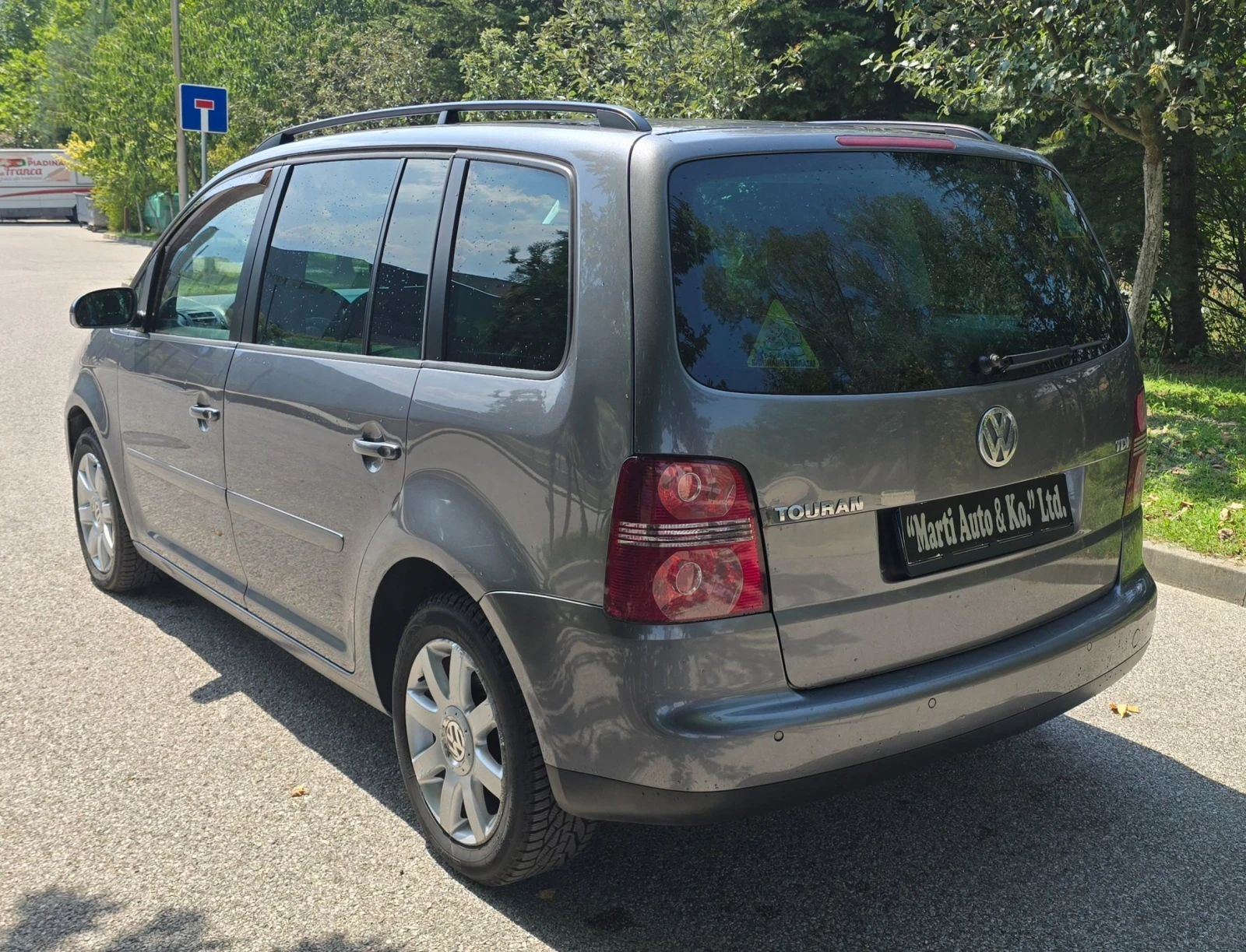 VW Touran 1.9 TDI DSG , снимка 9 - Автомобили и джипове - 55923020