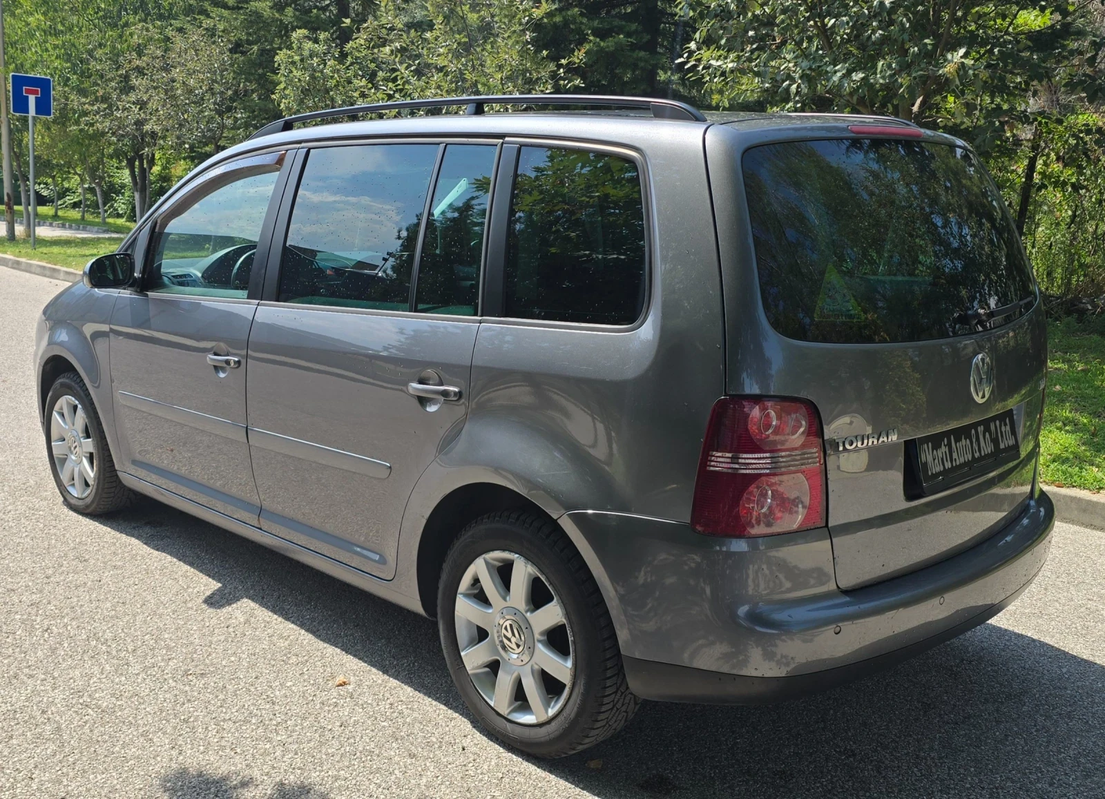 VW Touran 1.9 TDI DSG , снимка 10 - Автомобили и джипове - 55923020