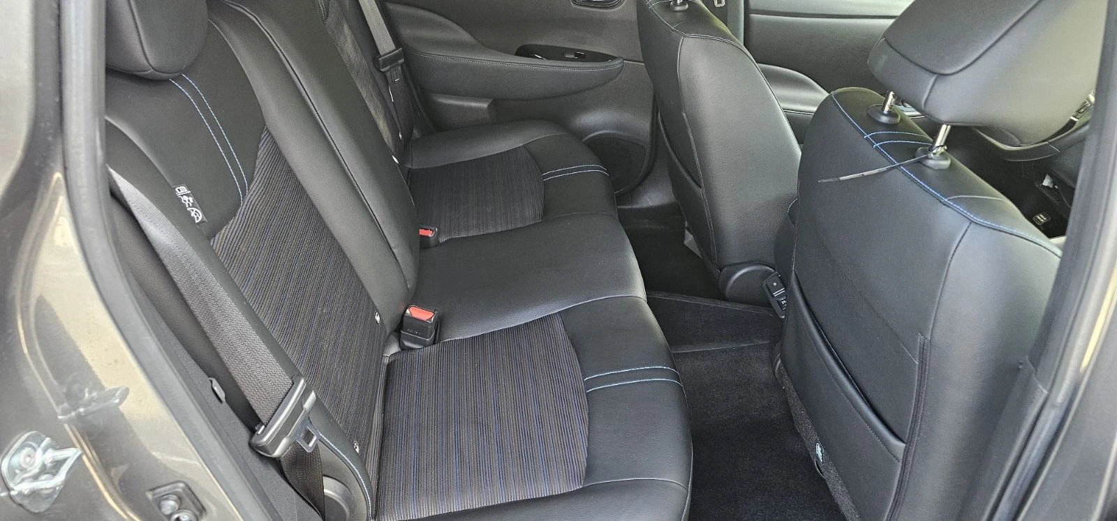 Nissan Leaf  N-CONNECTA Distronic KAMERA 360 , снимка 14 - Автомобили и джипове - 55949862