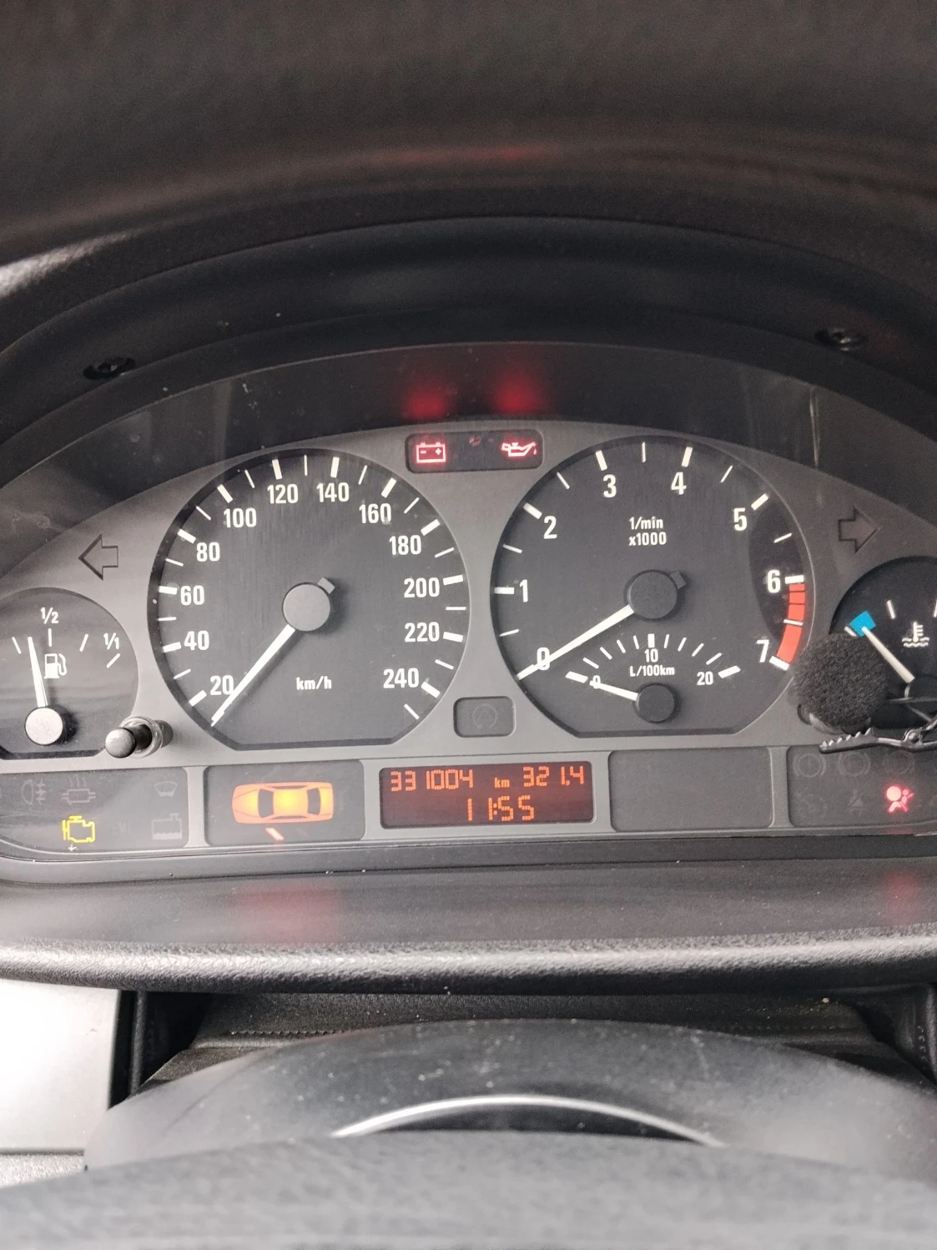 BMW 318, снимка 5 - Автомобили и джипове - 55974750