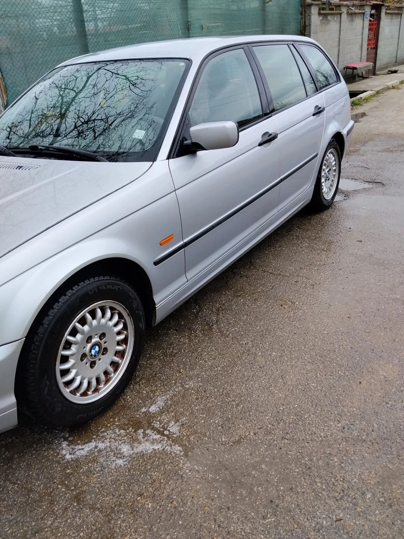 BMW 318, снимка 14 - Автомобили и джипове - 55974750