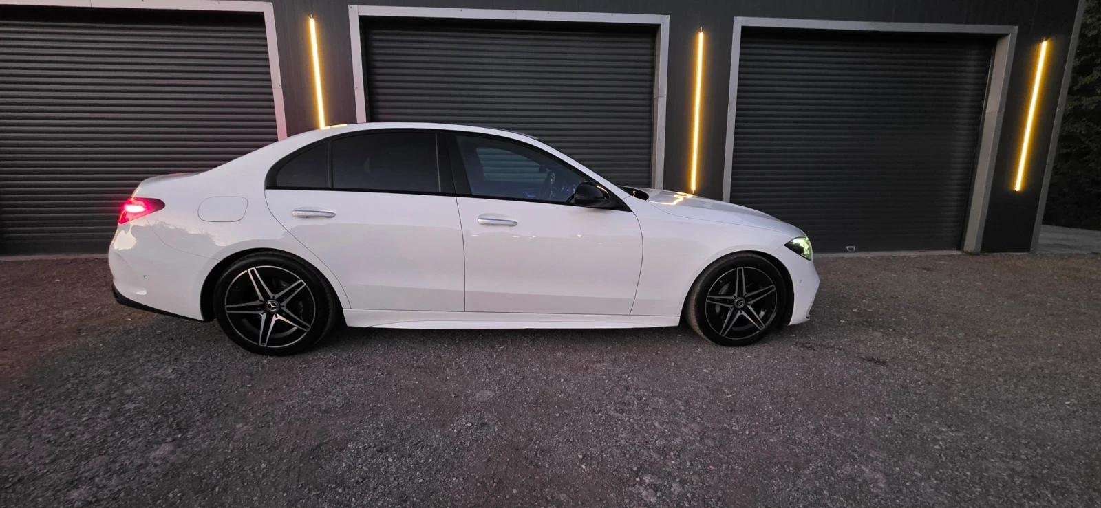 Mercedes-Benz C 220 AMG 4MATIC 7500  Първоначални, снимка 5 - Автомобили и джипове - 56351873