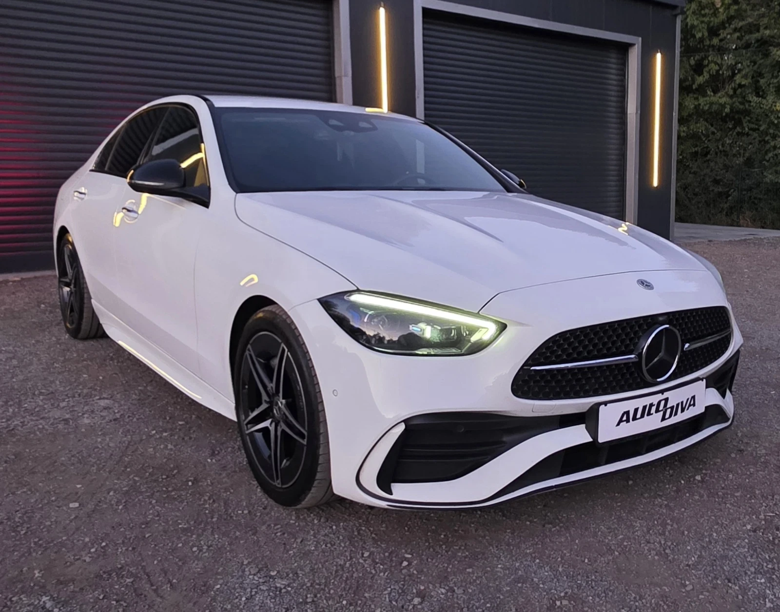 Mercedes-Benz C 220 AMG 4MATIC 7500  Първоначални, снимка 3 - Автомобили и джипове - 56351873