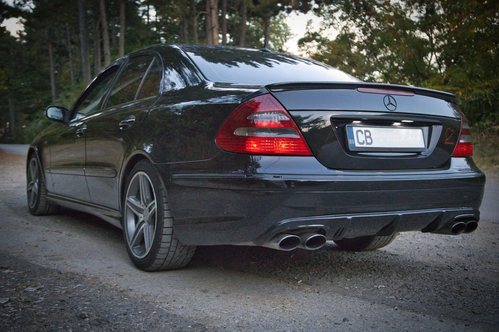 Mercedes-Benz E 320 OM648, снимка 3 - Автомобили и джипове - 56433659