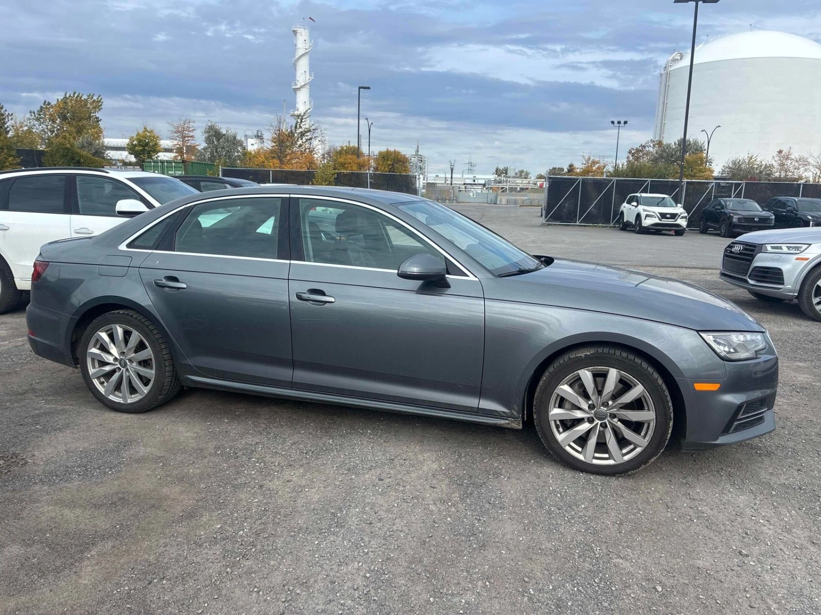 Audi A4 * Keyless * Carplay * ���������� (���� �� ��) | Mobile.bg � ����������� 3
