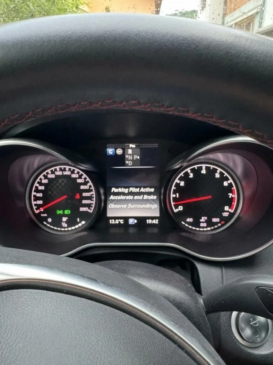 Mercedes-Benz C 43 AMG Mercedes Benz C 43 AMG 4MATIC/BURMESTER/360  | Mobile.bg � ����������� 14