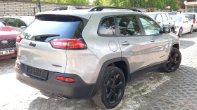 Jeep Cherokee 4Х4 2.2D-185кс  ИЗКЛЮЧИТЕЛНО СЕРВИЗ КНИЖК ОБСЛУЖЕН, снимка 3