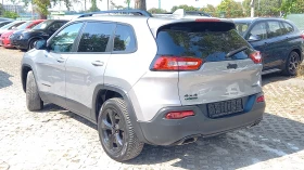 Jeep Cherokee 4Х4 2.2D-185кс  ИЗКЛЮЧИТЕЛНО СЕРВИЗ КНИЖК ОБСЛУЖЕН, снимка 4