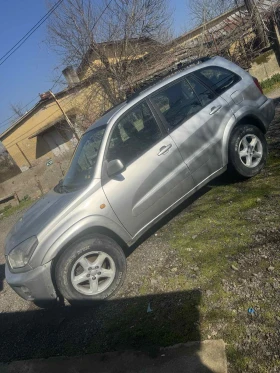 Toyota Rav4, снимка 5 - Автомобили и джипове - 53660467
