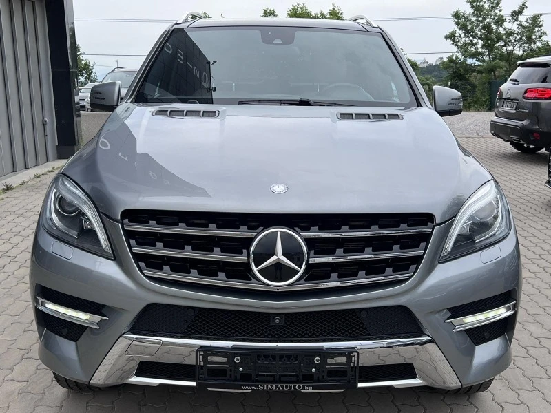 Mercedes-Benz ML 500 AMG, Панорама, Дистроник, Камери360, Обдухване, снимка 5 - Автомобили и джипове - 40720077