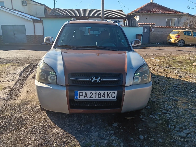 Hyundai Tucson, снимка 1 - Автомобили и джипове - 48747957