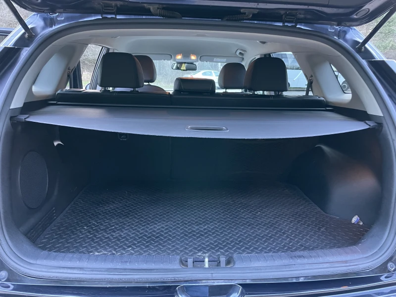 Kia Niro 64 kWh (204 к.с.)   Premium / Full extr, снимка 13 - Автомобили и джипове - 53112047