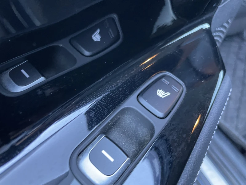 Kia Niro 64 kWh (204 к.с.)   Premium / Full extr, снимка 11 - Автомобили и джипове - 53112047