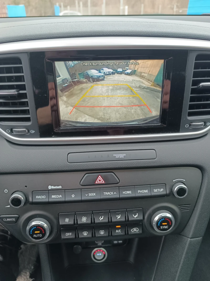 Kia Sportage 1.6 bi fuel - газ- Euro 6B, снимка 17 - Автомобили и джипове - 53288990