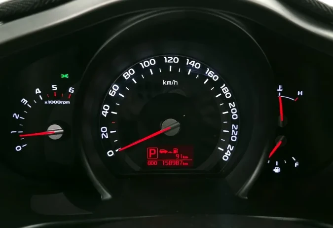 Kia Sorento 2.0 CRDi 4WD - изображение 8
